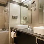 Domaine Du Gouverneur, Hotel, Restaurant & Golf Hotel Monthieux