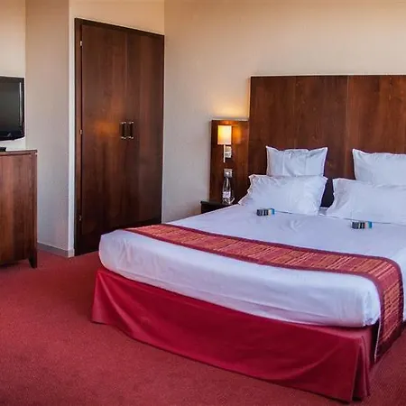 Domaine Du Gouverneur, Hotel, Restaurant & Golf Hotel Monthieux