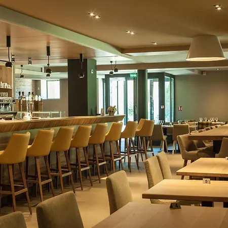 Domaine Du Gouverneur, Hôtel, Restaurant&golf Hotel Monthieux