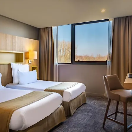 Domaine Du Gouverneur, Hotel, Restaurant & Golf Hotel Monthieux