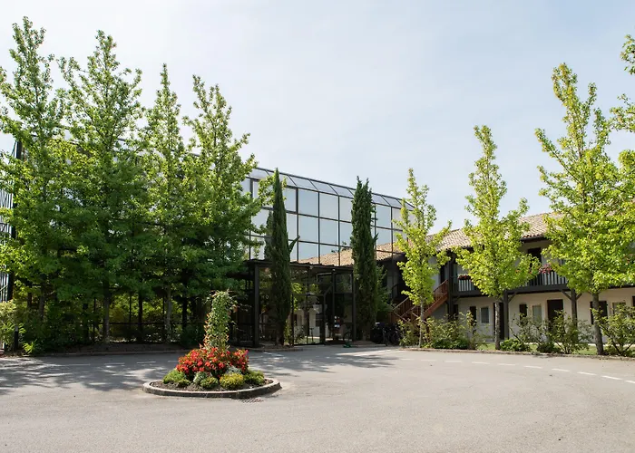 Domaine Du Gouverneur, Hotel, Restaurant & Golf Hotel Monthieux