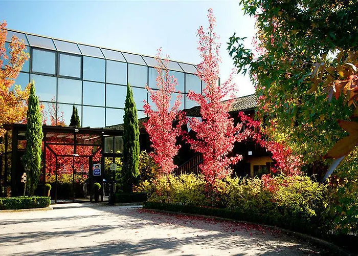 Hotel Domaine Du Gouverneur, Hotel, Restaurant & Golf Monthieux