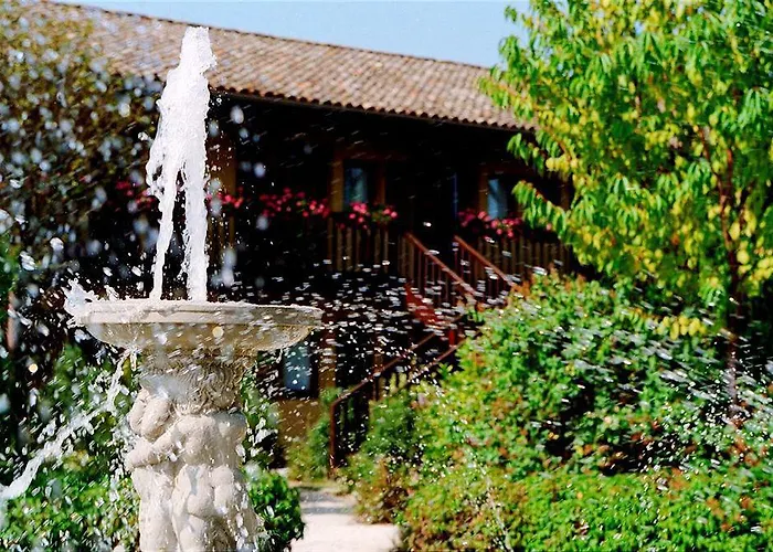 Domaine Du Gouverneur, Hotel, Restaurant & Golf Monthieux
