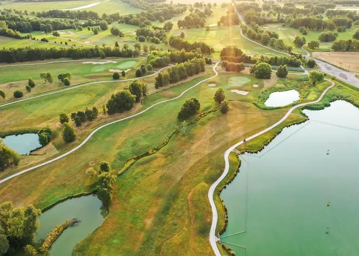 Domaine Du Gouverneur, Hotel, Restaurant & Golf Hotel 4*